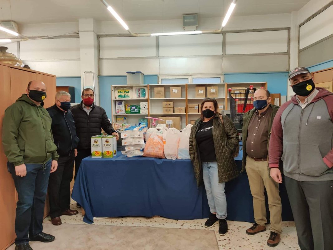 Προσφορά στο Κοινωνικό Παντοπωλείο του Δήμου Αμαρουσίου